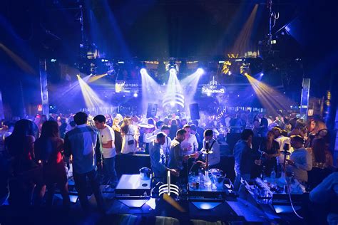 trabajos en discotecas madrid|Trabajo Discoteca